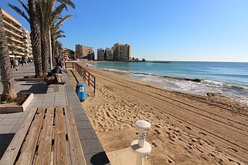 Квартира с 2 спальнями рядом с Playa del Cura (Torrevieja) * in Ole International