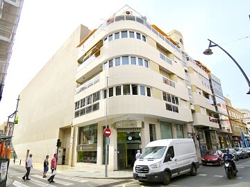 Apartament cu 3 camere în centrul orașului Torrevieja in Ole International