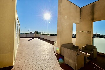 Three-bedroom penthouse with large terrace in La Zenia in Ole International