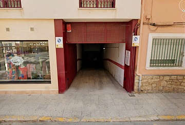 Parkeerplaatsen en bergingen te huur in het centrum van San Juan * in Ole International