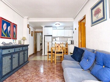 2 beds apartment just 200 m. distance to the beach in Torrevieja south * in Ole International