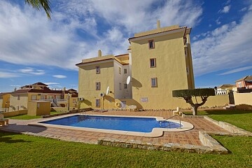 2 beds penthouse near Villamartin  * in Ole International