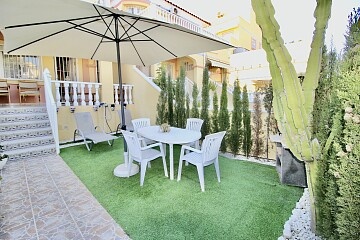 2 bedroom townhouse near Villamartin * in Ole International