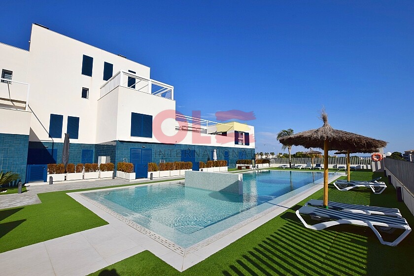 2 beds modern-style apartment in Playa Flamenca  in Ole International