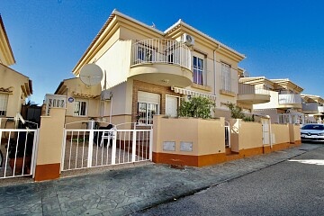 Maison de ville de 3 chambres à Playa Flamenca in Ole International