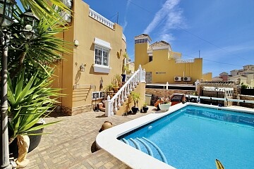 Fristående villa med 4 sovrum och privat pool nära Villamartín in Ole International