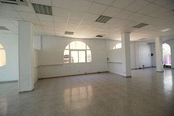 Commercial unit for sale in La Zenia  in Ole International