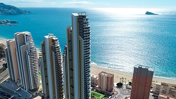 Luksusowe apartamenty z 1, 2, 3 i 4 sypialniami z widokiem na morze w Benidorm in Ole International