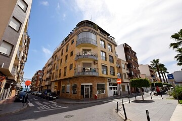 Locaux commerciaux à vendre dans le centre de Torrevieja in Ole International