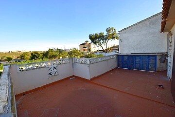 3 beds townhouse to renovate in urb. El Chaparral (Torrevieja) * in Ole International