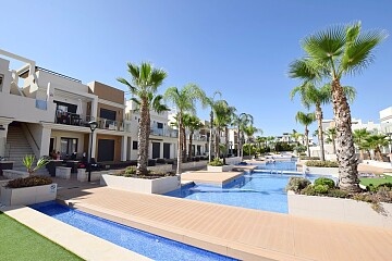 3 beds penthouse with a private solarium in La Zenia  in Ole International
