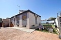 Romslig renovert 3-roms villa i Los Balcones in Ole International