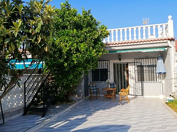 2 beds semidetached villa in Torreta  in Ole International