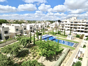 Penthouse de 3 chambres avec grand solarium à Los Dolses in Ole International