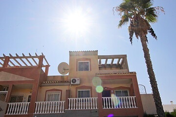 Duplex takvåning med 3 sovrum nära Villamartín * in Ole International