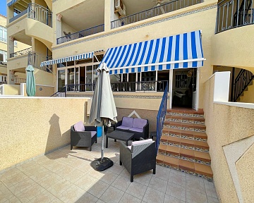 2 bedroom ground floor apartment in Punta Prima  in Ole International
