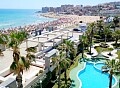 Apartament cu 2 camere cu vedere la mare pe plaja din La Mata in Ole International