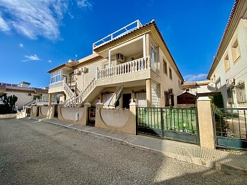 Appartement de 2 chambres au rez-de-chaussée à La Zenia * in Ole International