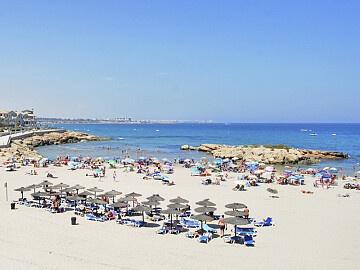 Neue 2-Zimmer-Wohnungen in der Nähe der Lagune von La Mata in Ole International