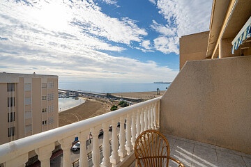 Lägenhet med 2 sovrum som vetter mot havet på Playa de los Naúfragos in Ole International