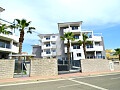 Apartamento de 2 dormitorios cerca de Villamartin * in Ole International