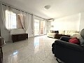 Apartamento de 3 dormitorios en Torrevieja cerca de la Playa del Acequión in Ole International