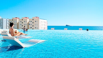 Luxe appartementen met 1, 2, 3 en 4 slaapkamers met uitzicht op zee in Benidorm in Ole International