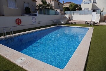 Frittliggende villa med 3 soverom nær Villamartín og Campoamor Golf  in Ole International