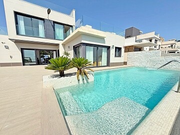 Chalet de lujo de 5 habitaciones en San Miguel de Salinas  in Ole International