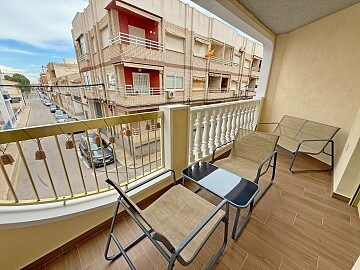 Appartamento con 3 camere da letto con vista laterale sul mare  in Ole International