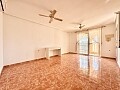 Apartamento en  planta alta de 2 dormitorios en Villamartín * in Ole International