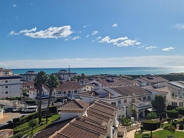 Penthouse mit 2 Schlafzimmern in Playa de la Mata in Ole International