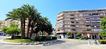 Spacious 3-Bedroom apartment on Avenida Duque de Tamames in the town center of Orihuela * in Ole International