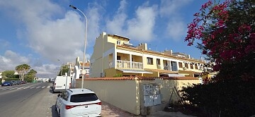 Large 3 bedroom renovated townhouse with sea views near La Mata  in Ole International