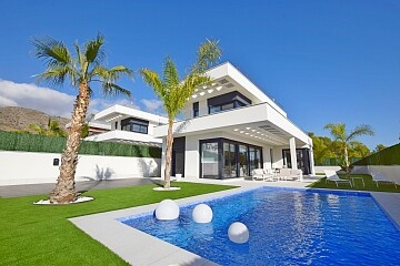 Ville di lusso a Benidorm con splendide viste sul mare in Ole International