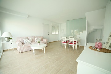 Chalet Adosado de 3 habitaciones en Gran Alacant cerca del mar y aeropuerto  in Ole International