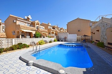 2 beds ground floor apartment with a large basement near Villamartin  in Ole International